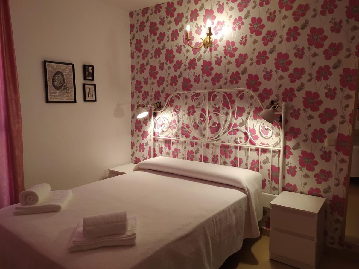 Hotel Rural Martin Banos De Montemayor Bagian luar foto