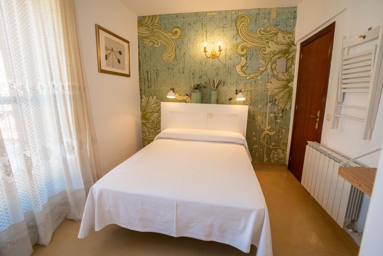 Hotel Rural Martin Banos De Montemayor Bagian luar foto