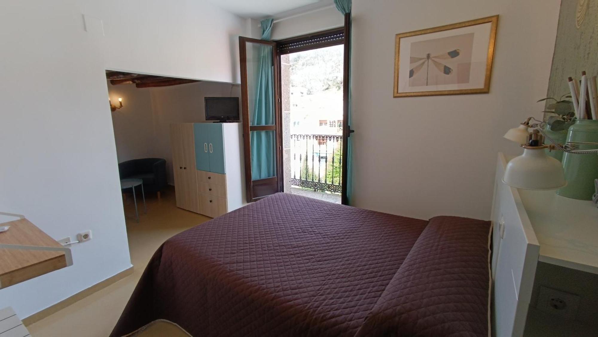Hotel Rural Martin Banos De Montemayor Bagian luar foto